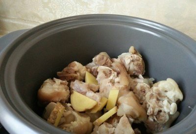 炖猪蹄的家常做法