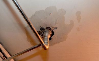 水管有点漏水怎么办