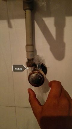 热水器热水阀滴水
