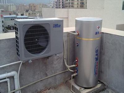 空气能热水器放哪里