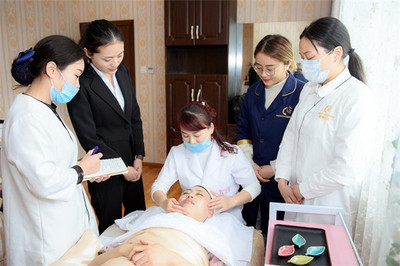 美容师培训要学多久