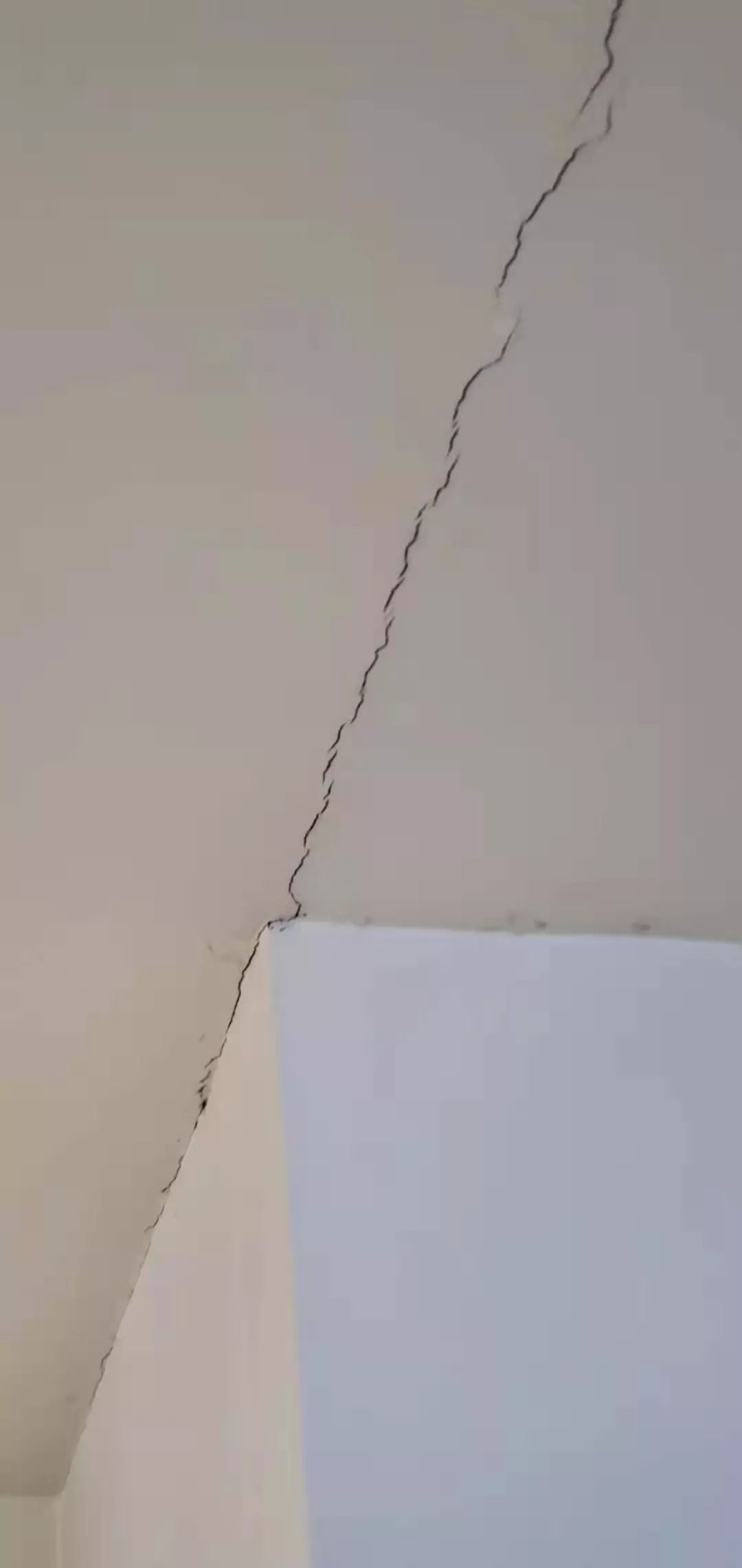 房屋墙体裂缝赔偿标准