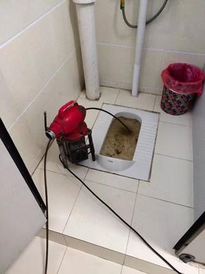 疏通下水道马桶