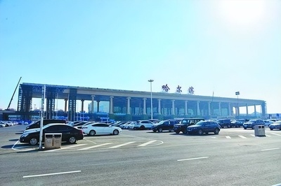 哈尔滨几个飞机场