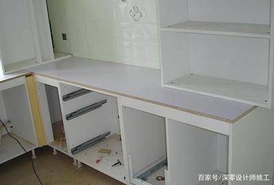 双层橱柜