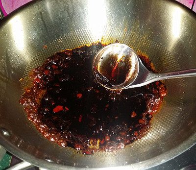 熬红油的制作方法