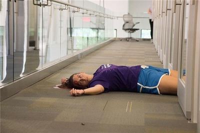 梦见自己被人开枪打死