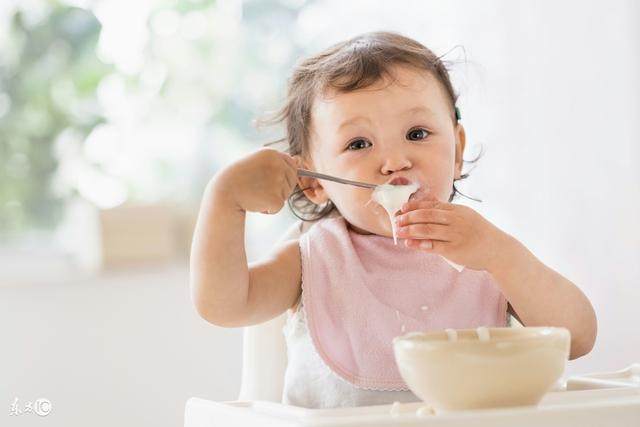 十个月宝宝不爱吃辅食怎么办