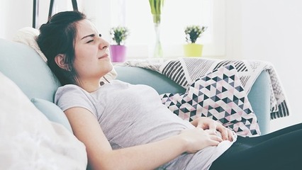 女人生理期肚子疼怎么缓解疼痛