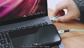 数据线出现禄色的液体