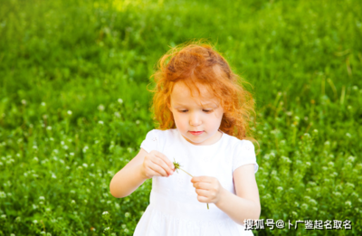 女孩子叫梓什么好听