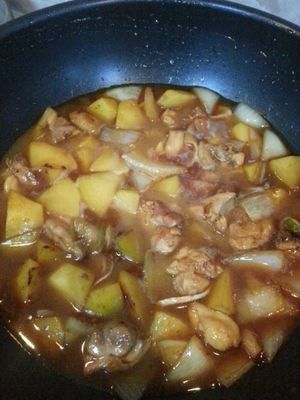 鸡肉炖土豆做法
