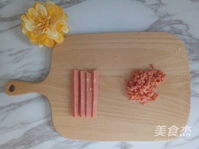 方火腿肠的制作方法