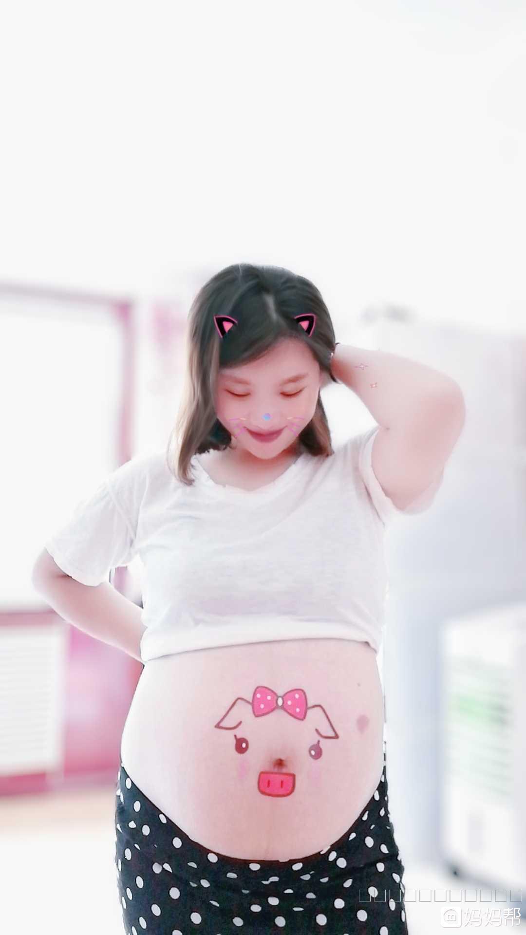 孕妇梦见怀了个女孩