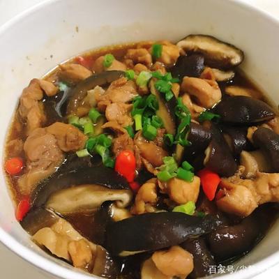 新鲜香菇蒸滑鸡
