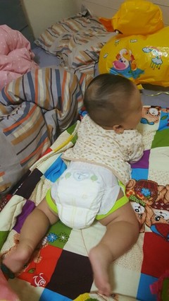 四个月宝宝流眼泪怎么回事