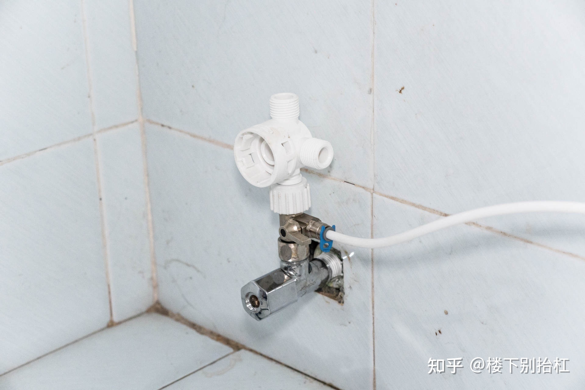 马桶法兰怎么安装