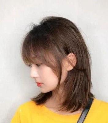 长脸做内扣发型