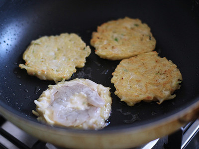 虾仁土豆饼的做法大全