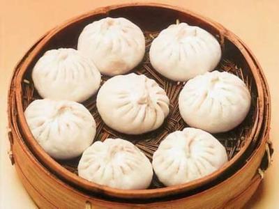 白菜猪肉粉条香菇包子