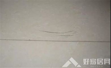 地板砖裂缝怎么修补
