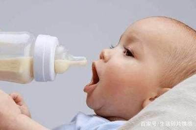 满月的孩子一次喝多少奶粉