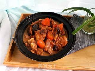香菇炖排骨加点胡萝卜
