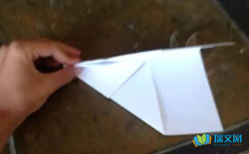 吐槽网红折纸飞机视频下载