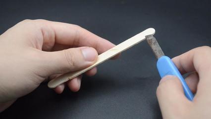 怎么用塑料敲棒拆开