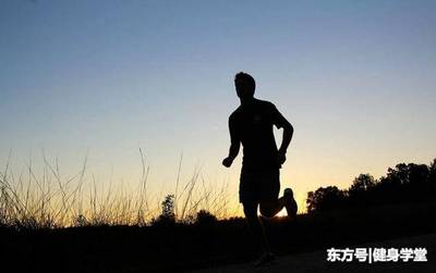 做梦 跑步