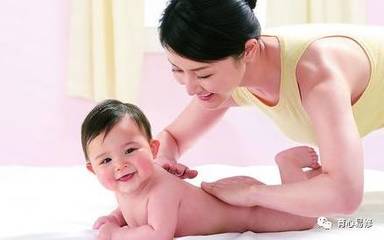 月子里宝宝要穿袜子吗
