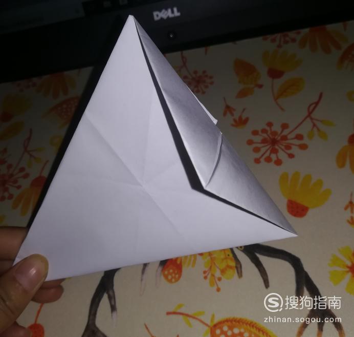 正方形纸飞机的折法