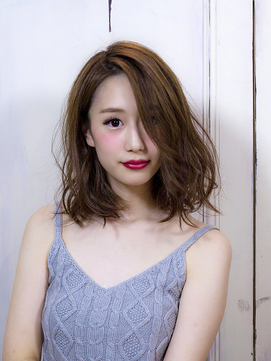 脸小适合什么发型女