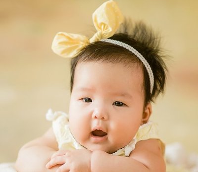 女宝宝短发怎么扎好看