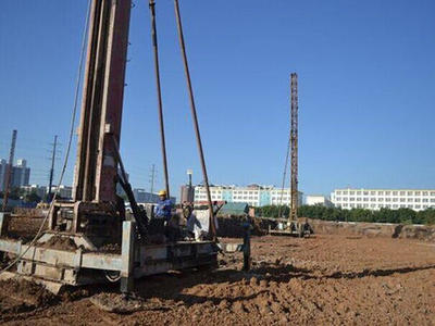 高層樓房地基打樁施工視頻大全（高層建筑地基打樁施工技術(shù)要點） 鋼結(jié)構(gòu)鋼結(jié)構(gòu)停車場施工 第3張