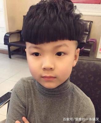 小男孩夏季清爽发型