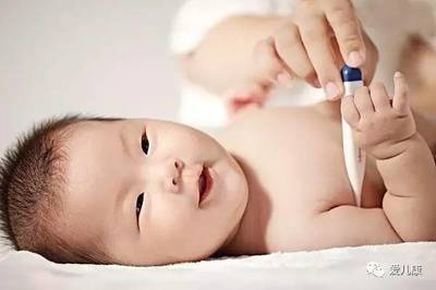 宝宝打疫苗后发烧