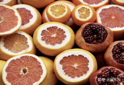 脸上痘痘多吃什么水果好