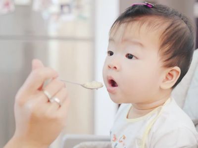 宝宝九个月了不吃辅食怎么办