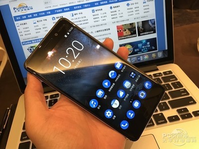 换摄像头玻璃多少钱 换外