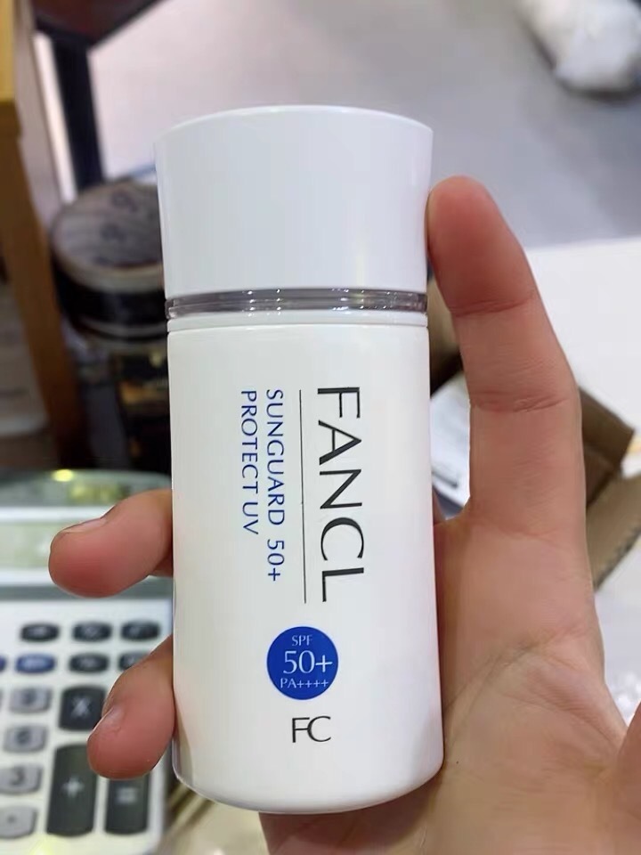 敏感痘痘肌适合哪款卸妆油