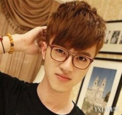 男生瘦脸发型