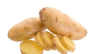 如何贴薯片祛痘,用土豆敷脸有什么好处?
