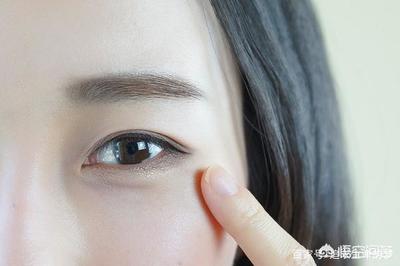 怎样画眼线不晕染