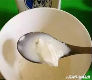 奶粉冲有泡沫怎么回事