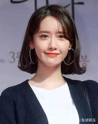 长脸女生适合的齐肩发