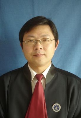 王卫东律师