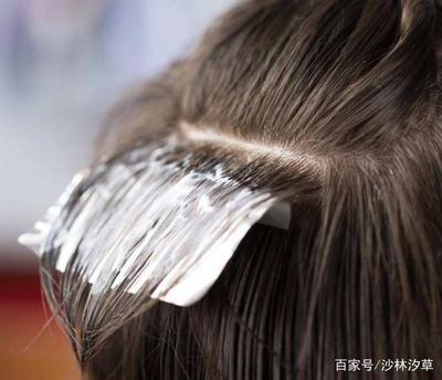 染发剂弄到衣服上