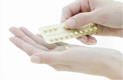 女生生理期可以吃药吗,吃药会影响月经推迟吗?