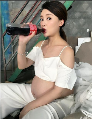 怀孕2个月可以喝可乐吗